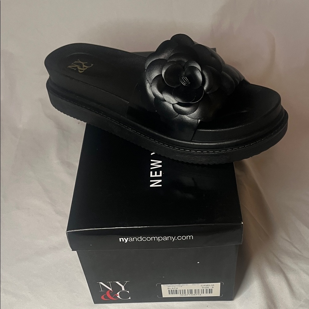 New York & Company Black Floral Slide Sandals
